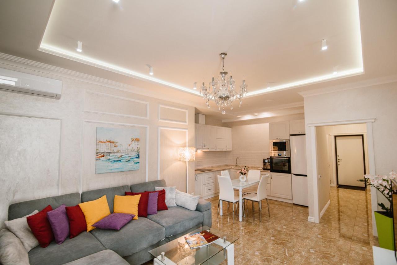 Apartamento Luxury For Business & Pleasure Royal 1 Kiev Exterior foto